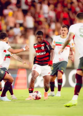 Flamengo empata no Carioca após reação nos acréscimos, 11 de janeiro