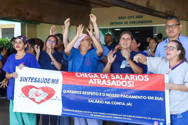 Santa Casa de Campo Grande paga salários e suspende paralisação
