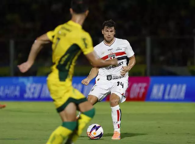 São Paulo perde por 3 a 0 para o Mirassol na estreia do Campeonato Paulista