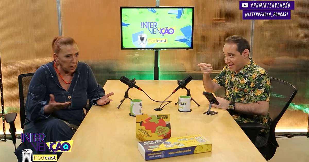 Rita Cadillac interrompeu a entrevista com Roger Turchetti na gravação do podcast Intervenção...